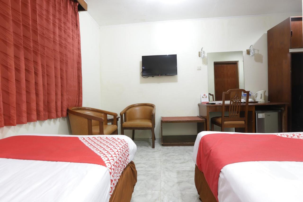 Oyo 108 Hotel Surya Dżakarta Zewnętrze zdjęcie
