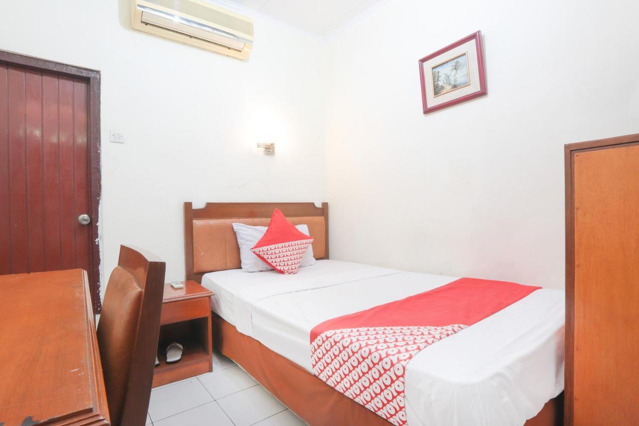 Oyo 108 Hotel Surya Dżakarta Zewnętrze zdjęcie