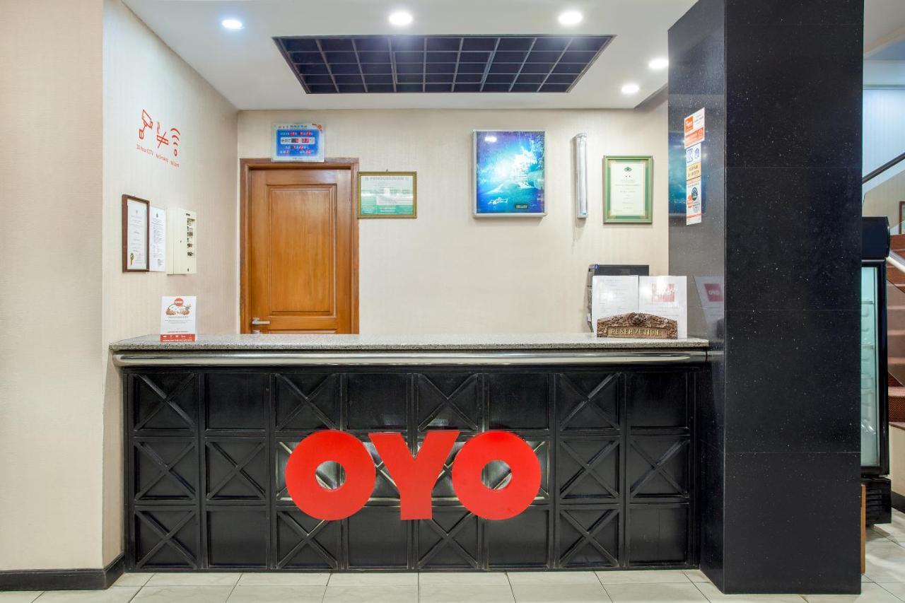 Oyo 108 Hotel Surya Dżakarta Zewnętrze zdjęcie
