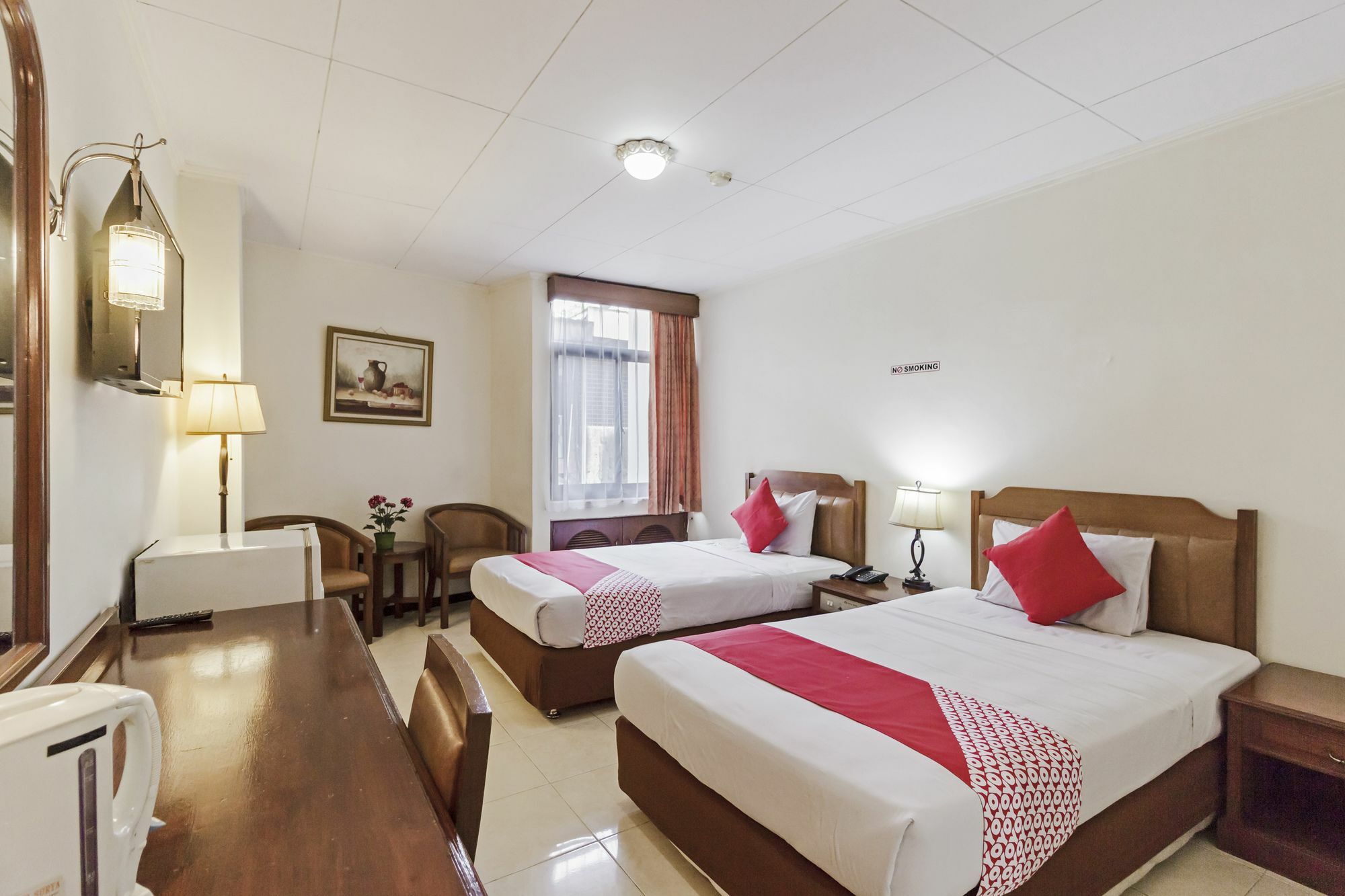 Oyo 108 Hotel Surya Dżakarta Zewnętrze zdjęcie