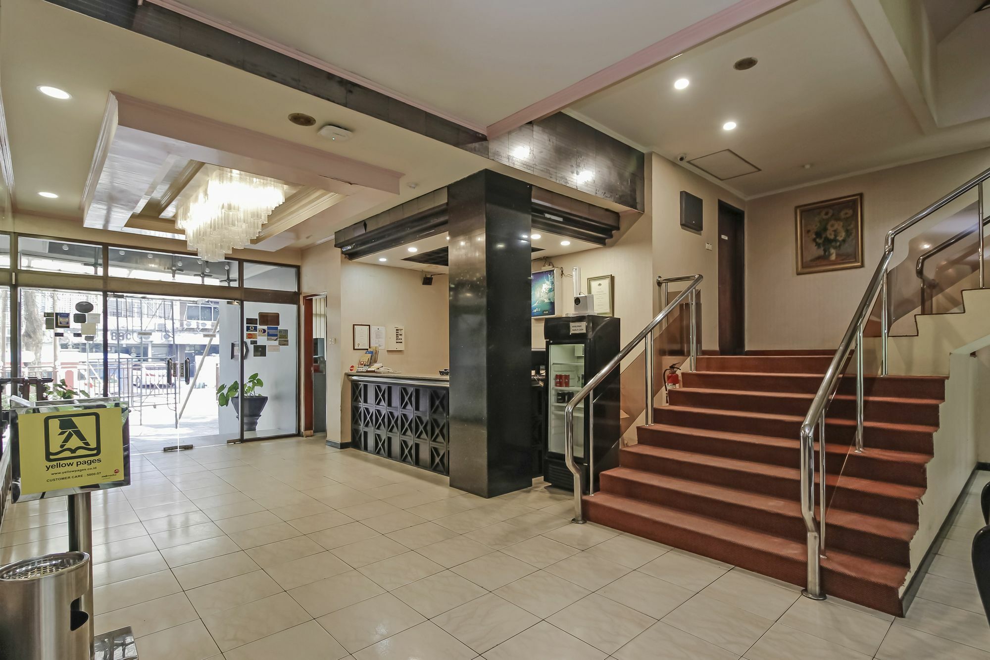 Oyo 108 Hotel Surya Dżakarta Zewnętrze zdjęcie