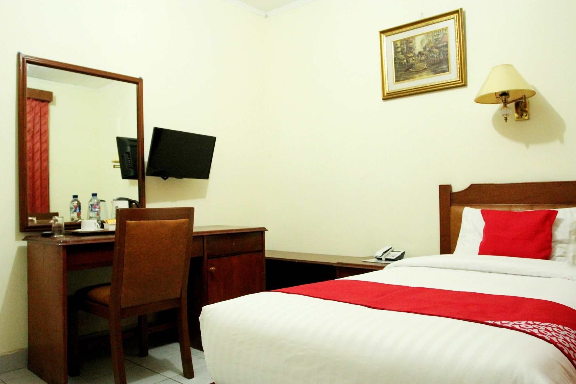 Oyo 108 Hotel Surya Dżakarta Zewnętrze zdjęcie